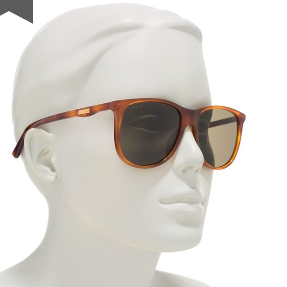 GUCCI NWT Square Sunglasses in Green Velvet Case